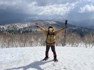 2025年4月26日(土)　中山峠鏡岳～東中山　スノーシューツアー